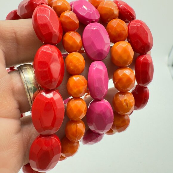 Vtg Multicolor Faceted Bead Stretch Bracelets Red Orange Pink Plastic Set of 5 - Picture 3 of 7